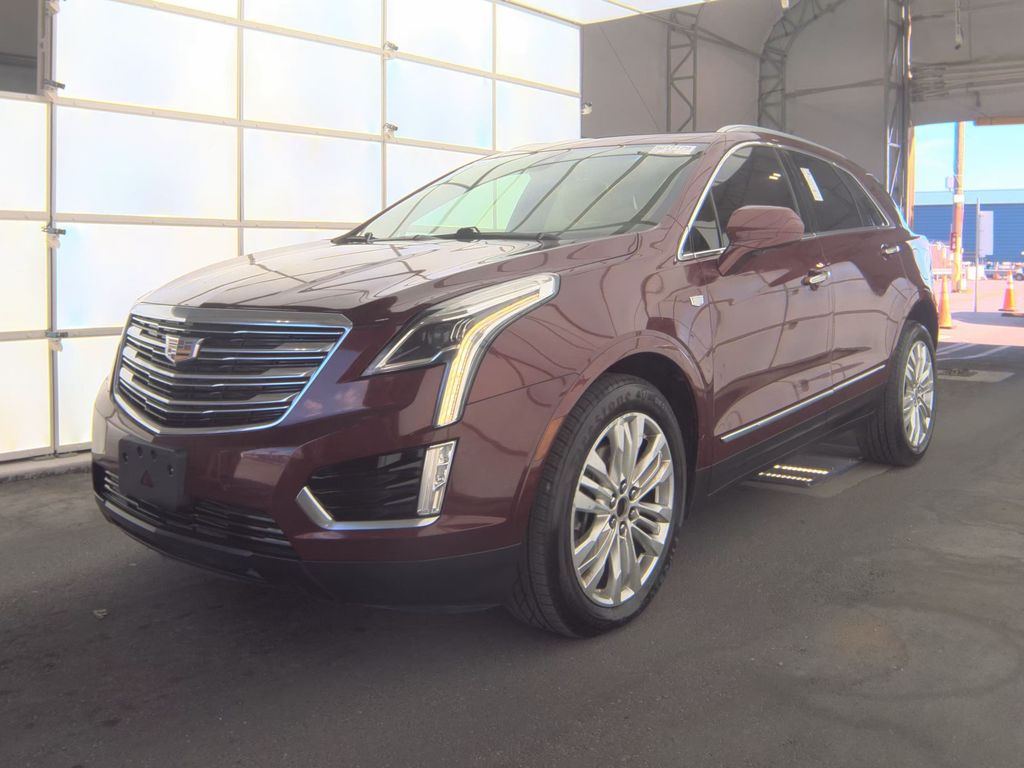 2017 Cadillac XT5 Prem LUX photo