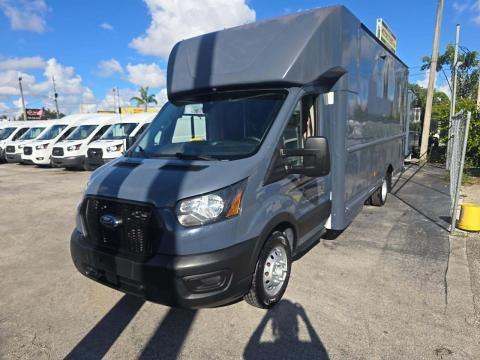 2021 Ford Transit 350 HD photo