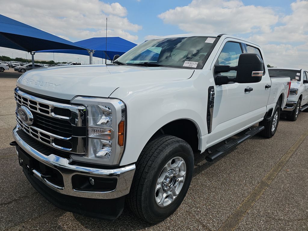 2025 Ford F-250 XLT photo