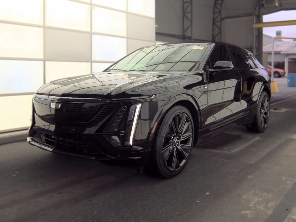 2025 Cadillac Lyriq SPT Sport 3 photo