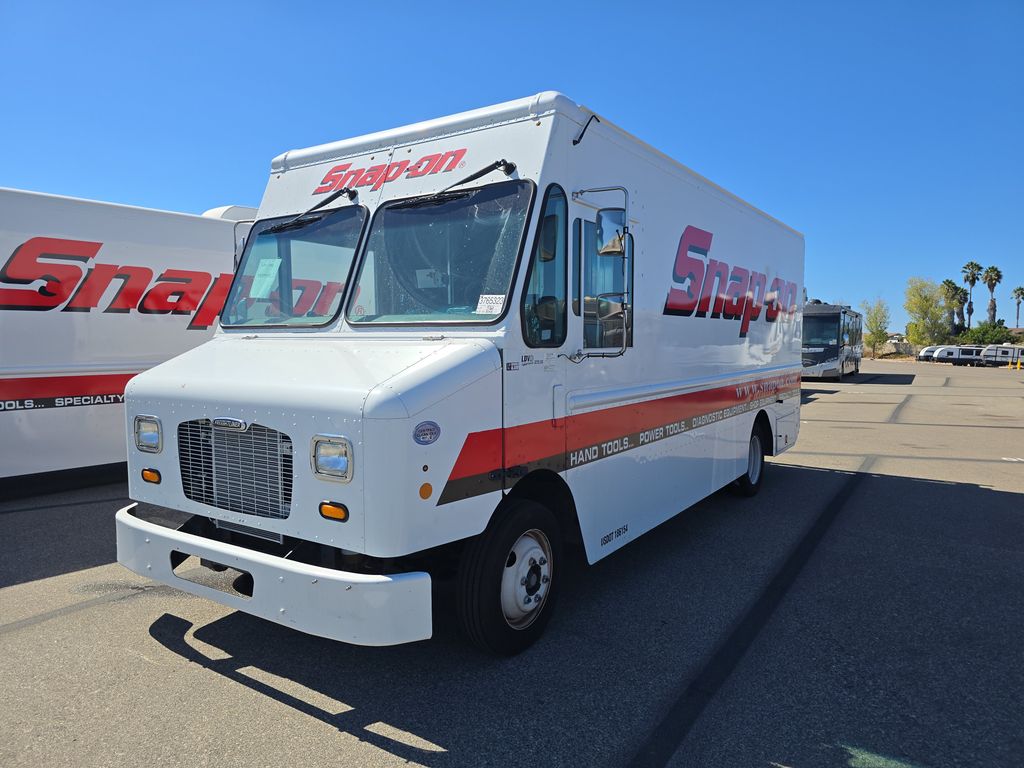 2016 Freightliner Chassis photo