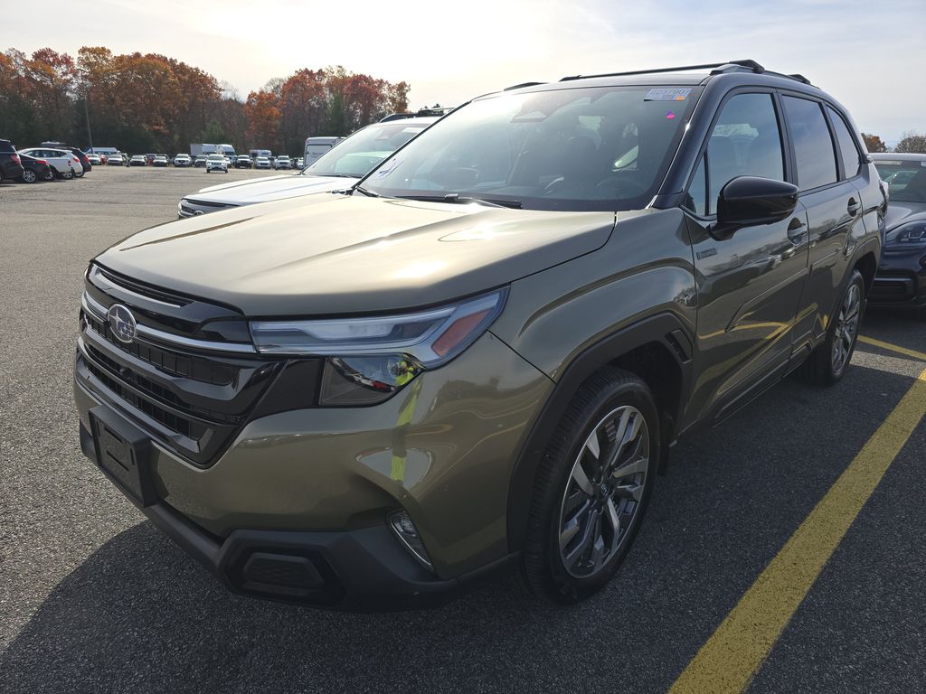 2025 Subaru Forester photo