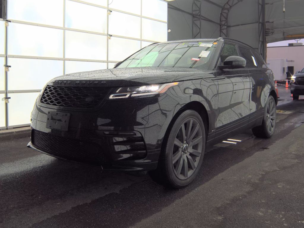 2018 Land Rover Range Rover Velar R-DYN HSE photo