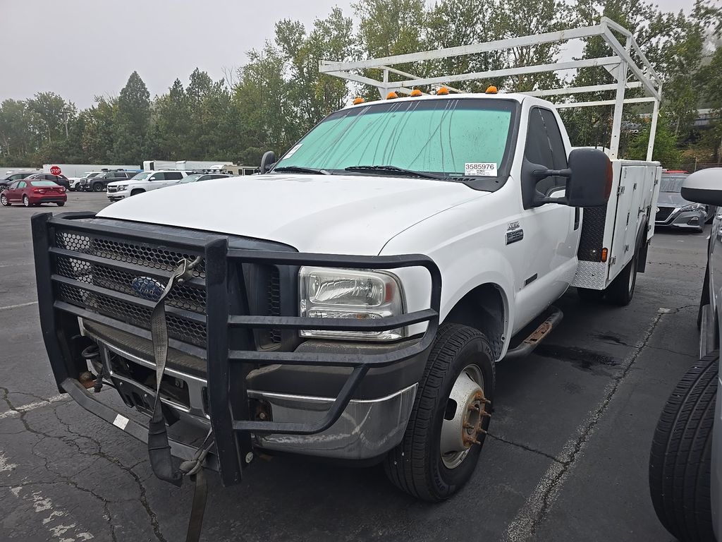 2007 Ford F-350 DRW XL photo