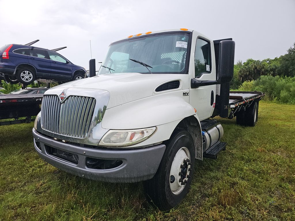 2019 International MV607 photo
