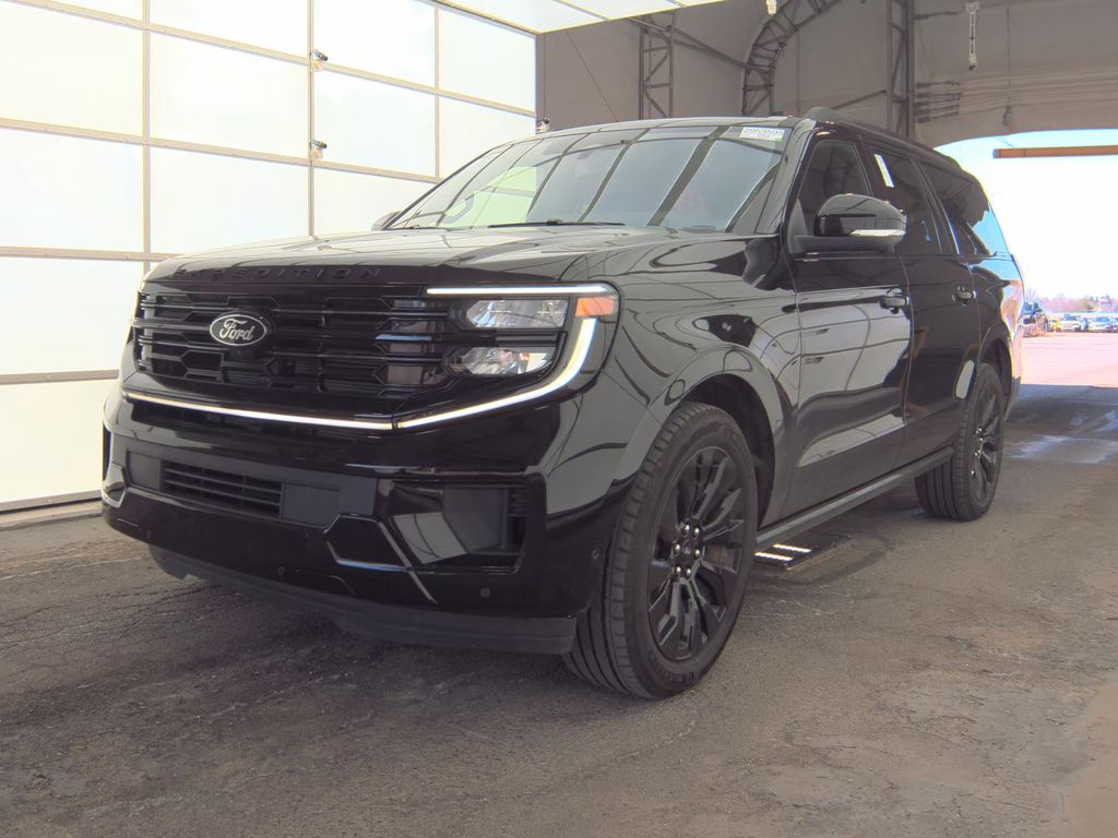 2025 Ford Expedition MAX Platinum photo