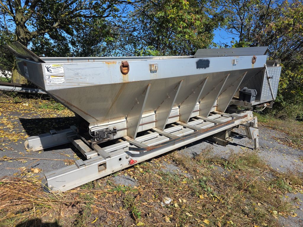 2010 Henderson FSHVA14ENG Spreader photo