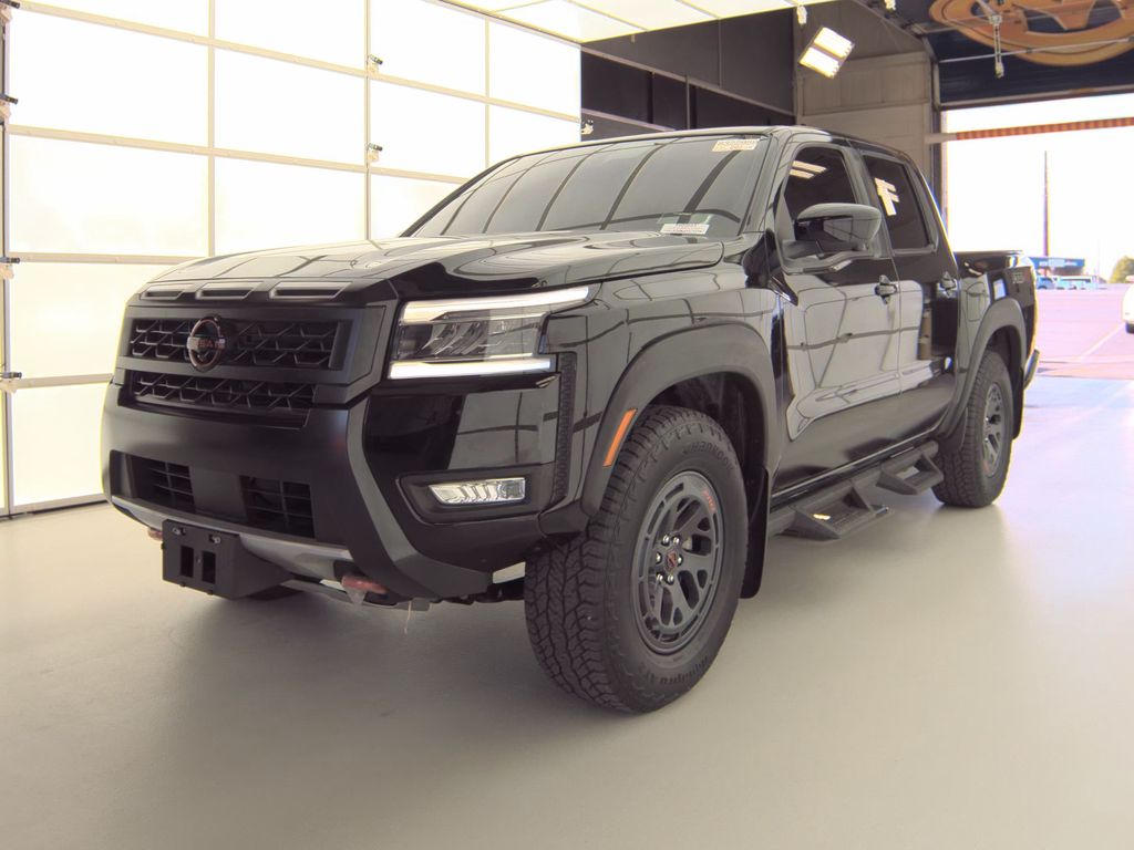 2025 Nissan Frontier PRO-4X photo