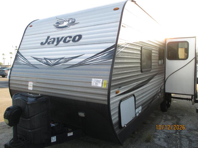 2021 Jayco JAY Flight 24 R photo