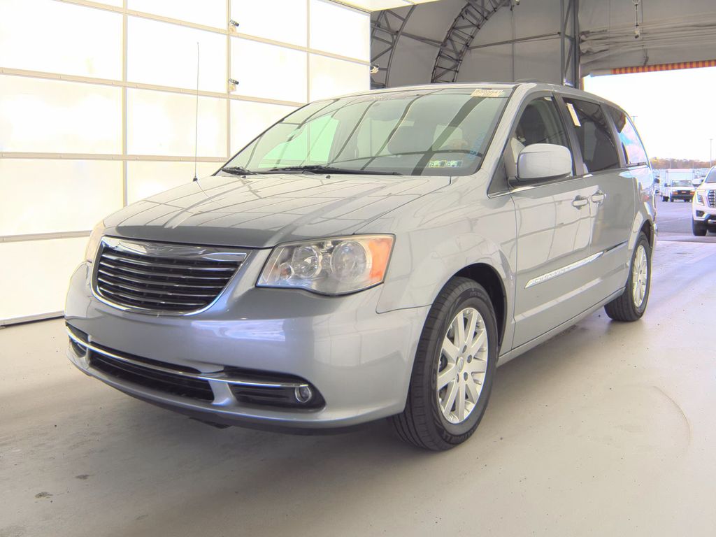 2014 Chrysler Town & Country Touring photo