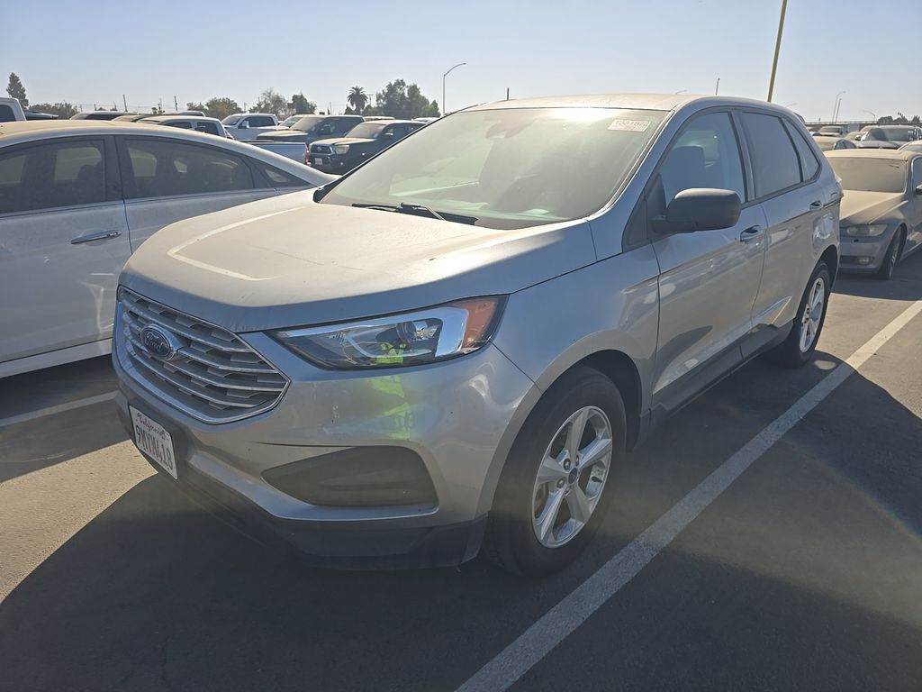 2021 Ford Edge SE photo
