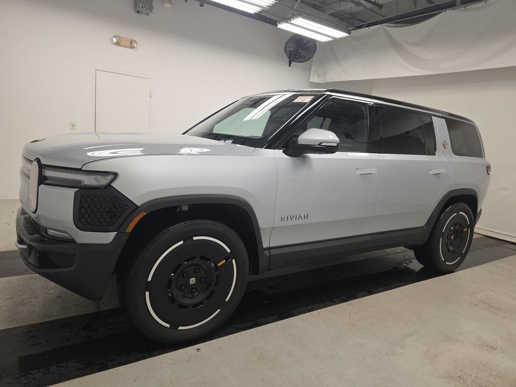 2025 Rivian R1S Adven AD PER LRG photo