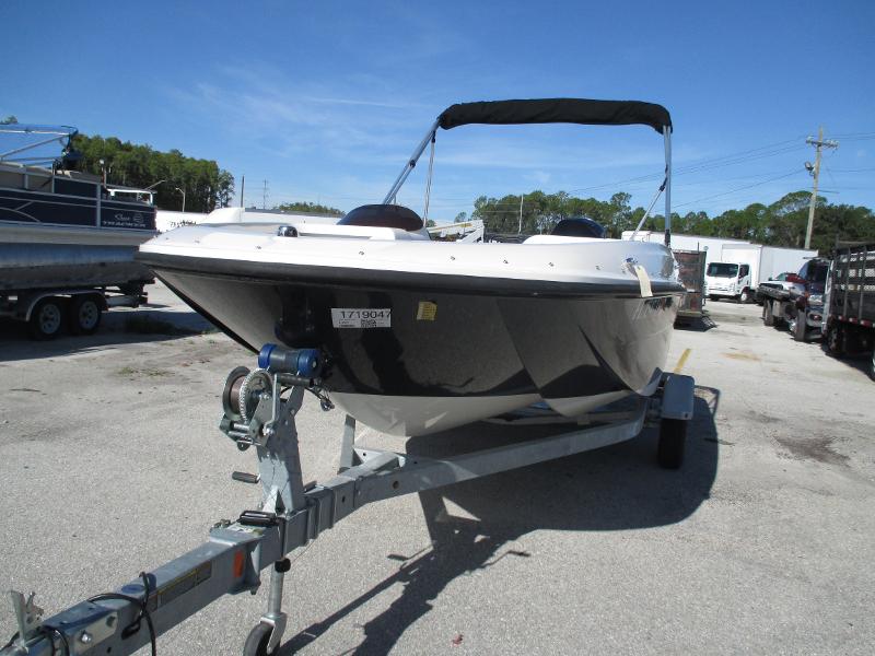2022 Bayliner Element 18 photo