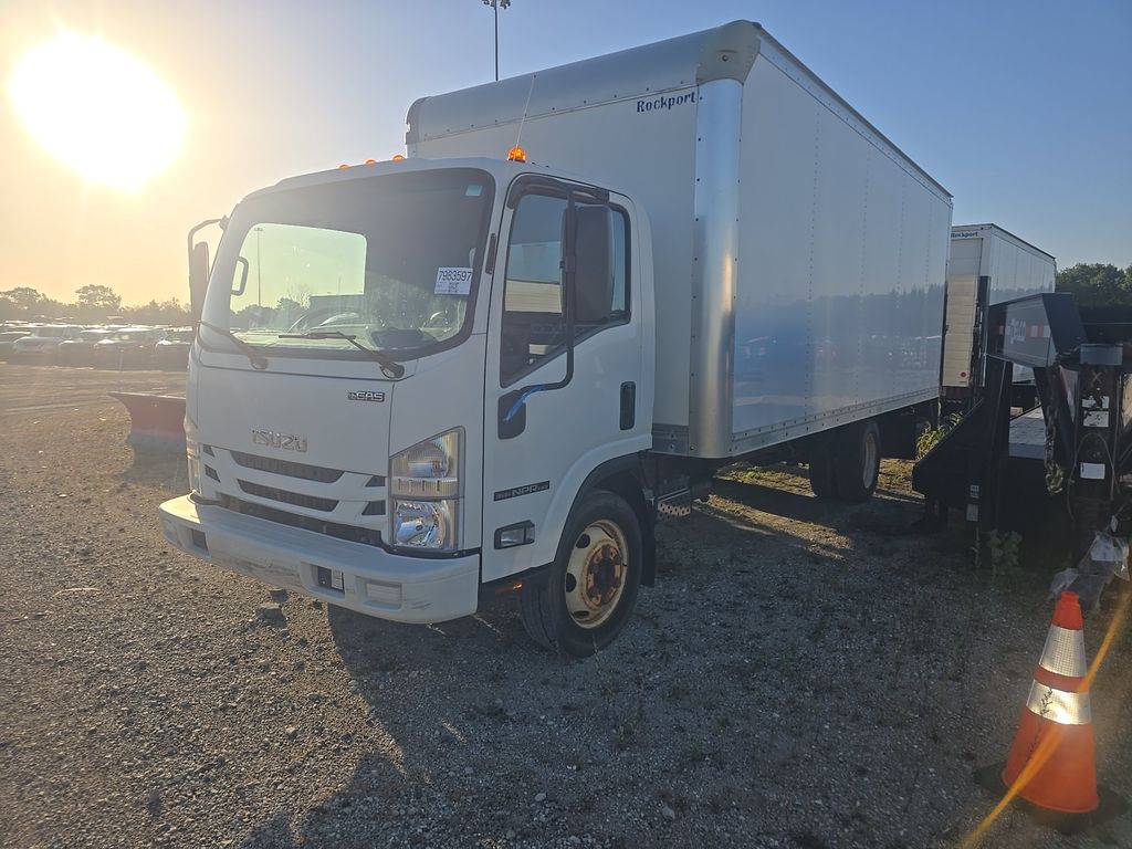 2017 Isuzu NPR HD photo