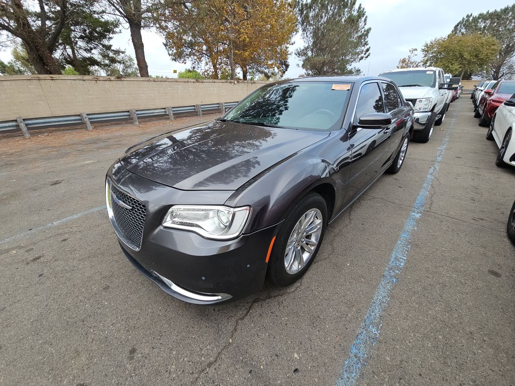 2021 Chrysler 300 TRG Touring L photo