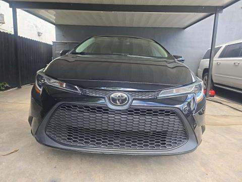 2021 Toyota Corolla LE photo