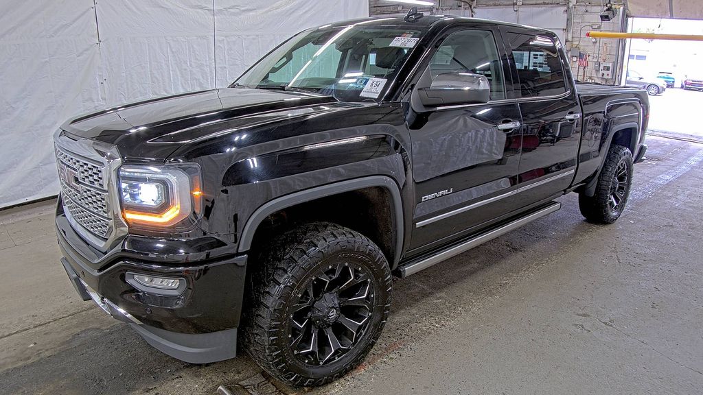 2018 GMC Sierra 1500 Denali photo