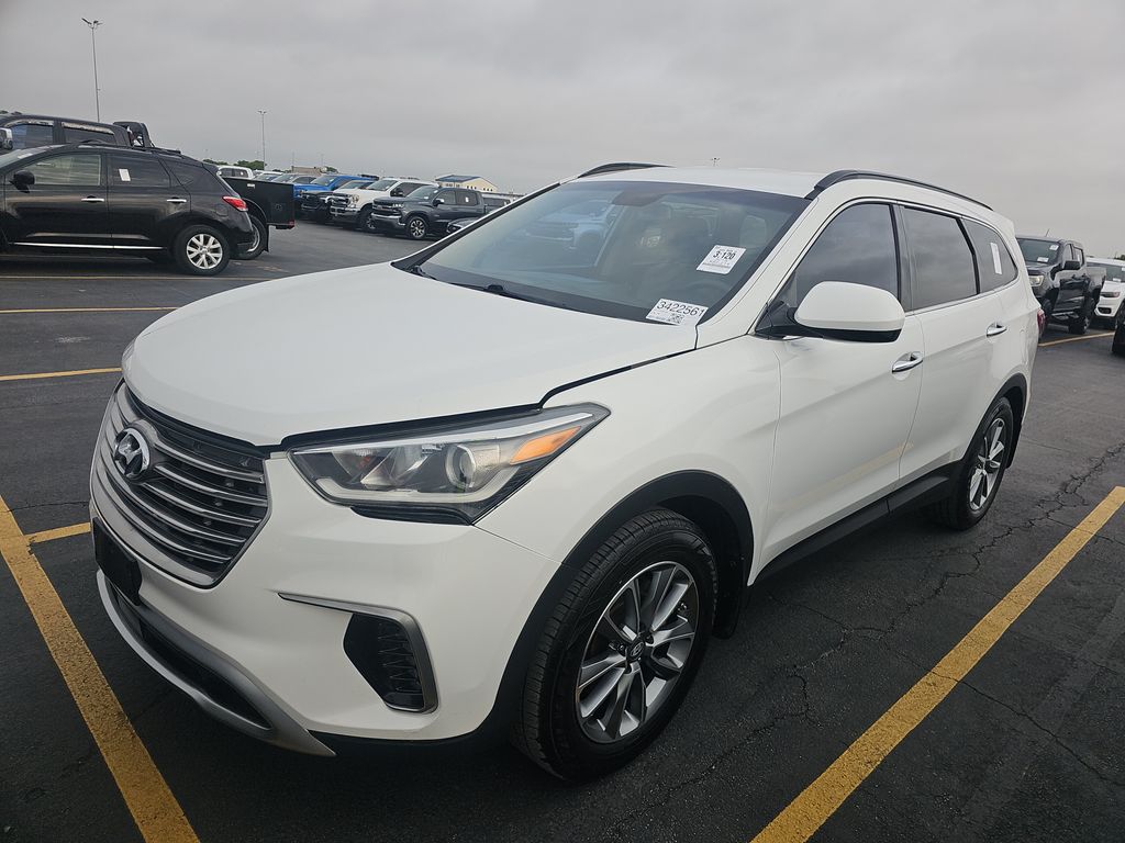2018 Hyundai Santa Fe SE photo