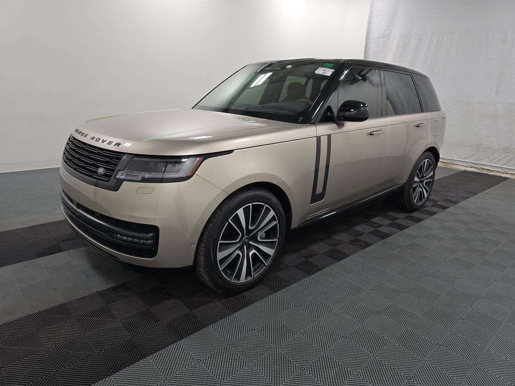 2025 Land Rover Range Rover SE photo