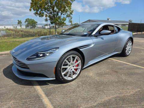 2018 Aston Martin DB11 V12 photo