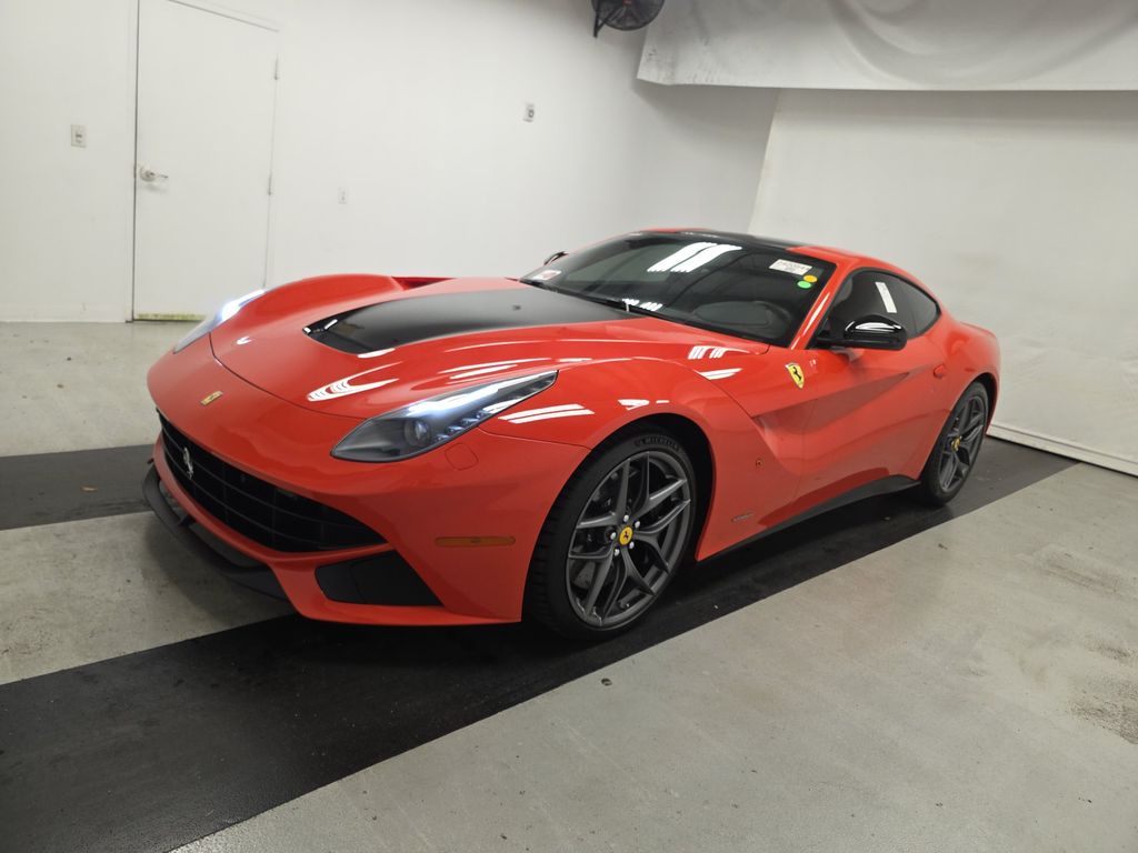 2014 Ferrari F12 Berlinetta photo
