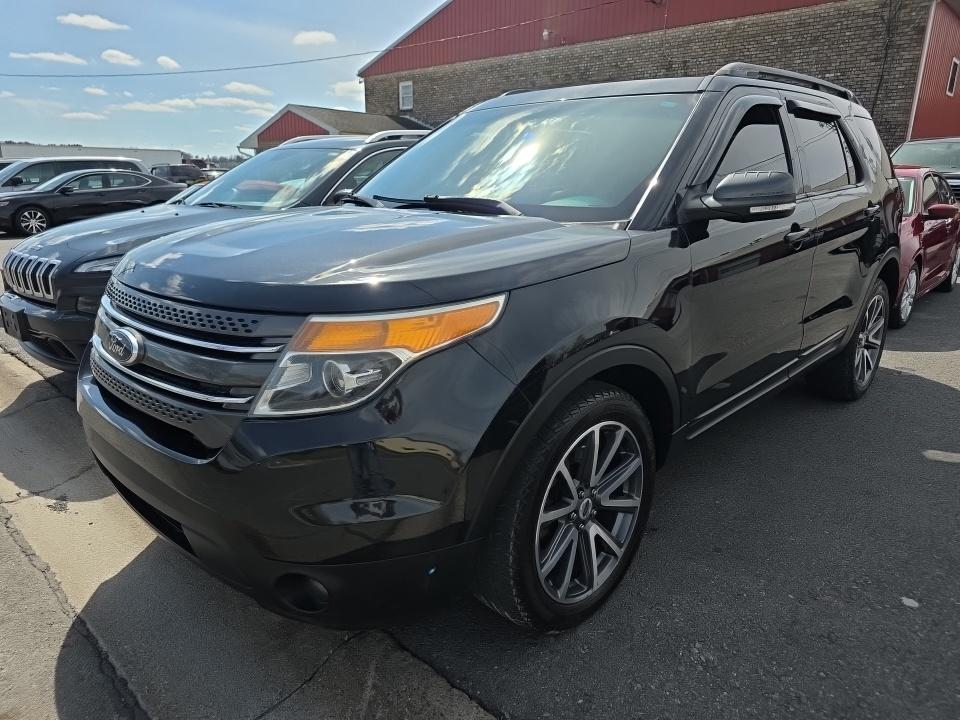 2015 Ford Explorer XLT photo