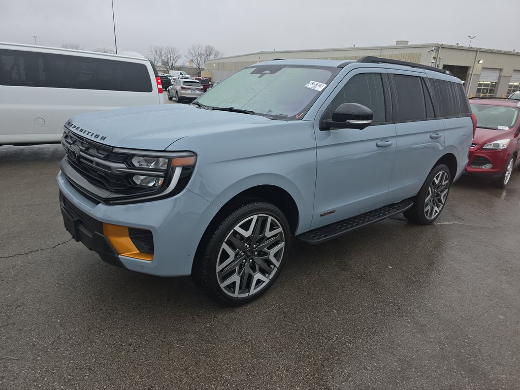 2025 Ford Expedition Tremor photo