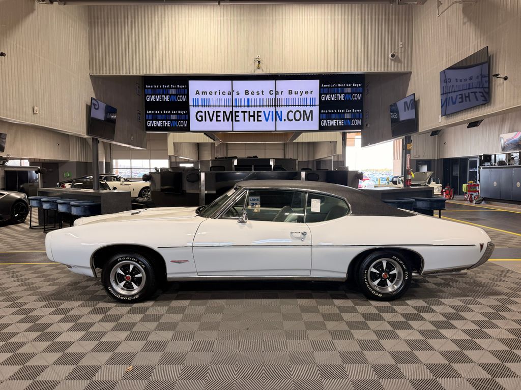 1968 Pontiac GTO photo