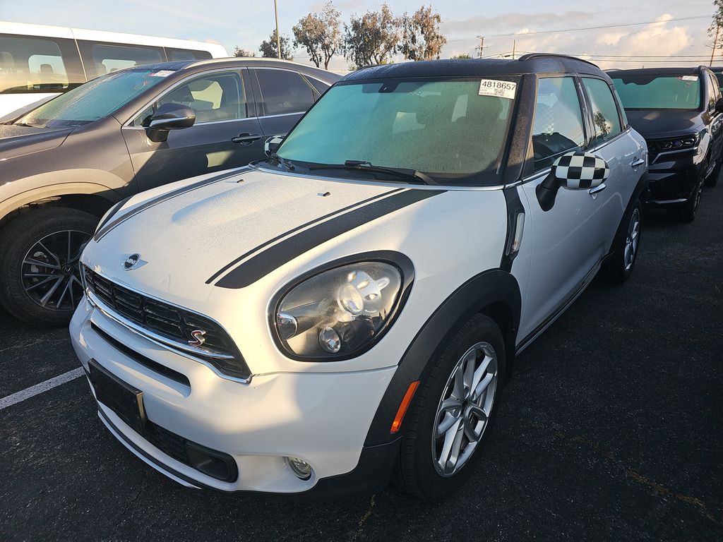 2016 MINI Countryman S ALL4 photo