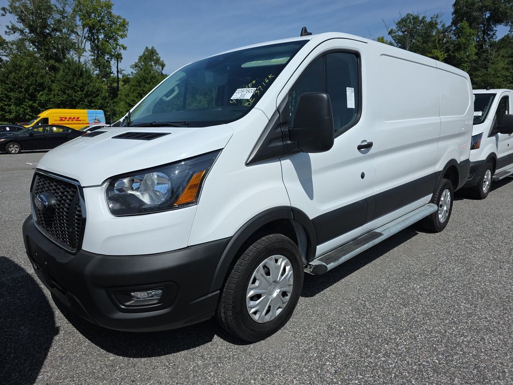 2025 Ford T250 Cargo photo