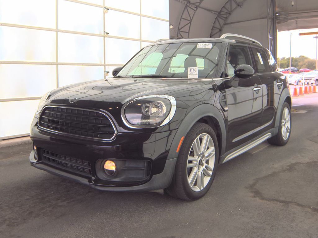 2019 MINI Countryman Cooper photo