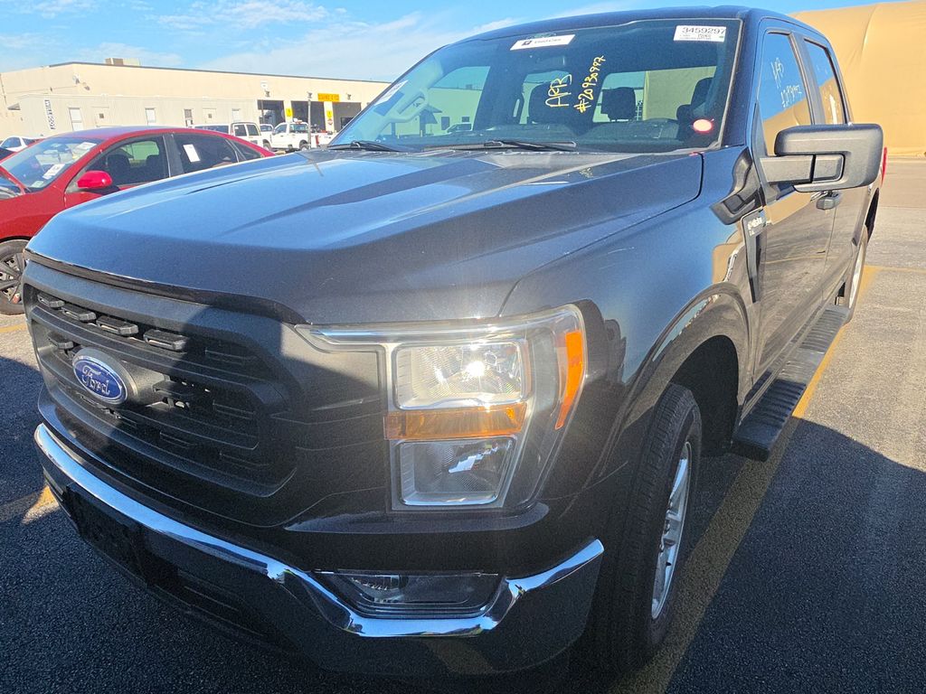 2021 Ford F-150 XL photo