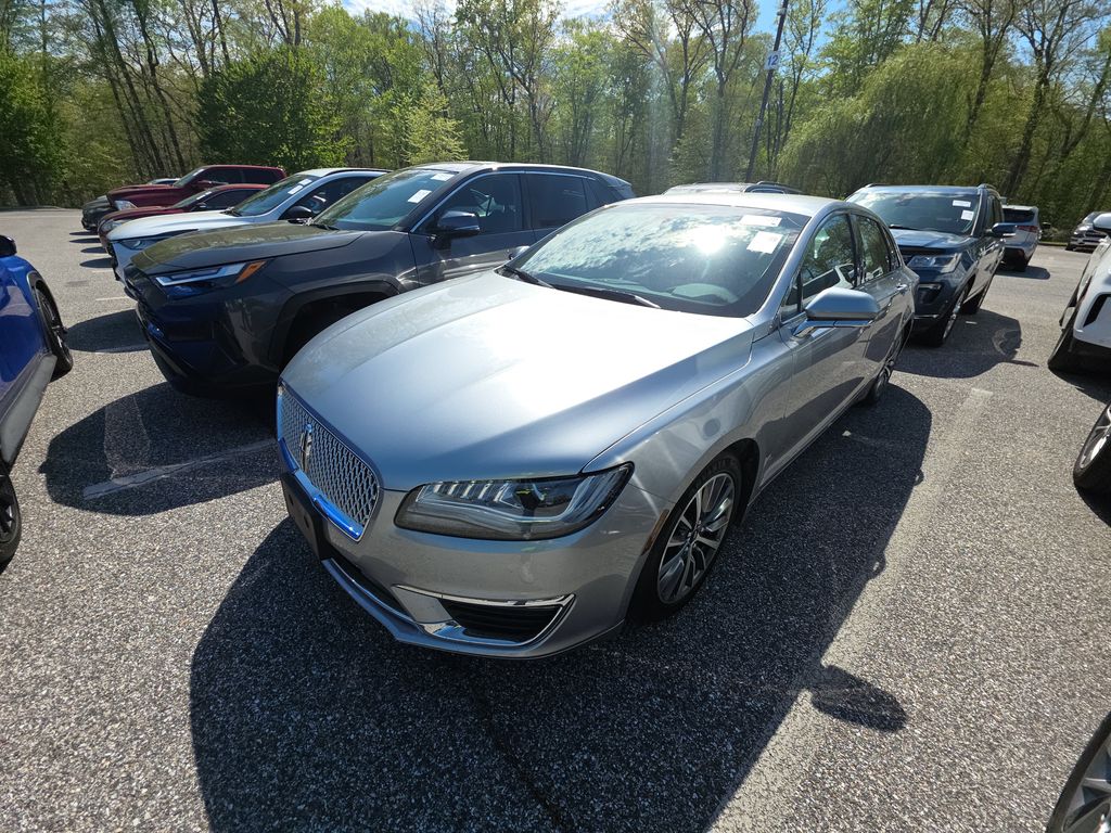 2020 Lincoln MKZ Standard photo
