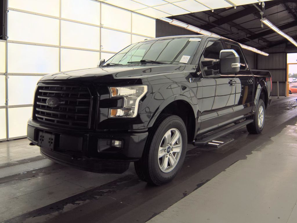2016 Ford F-150 XLT photo