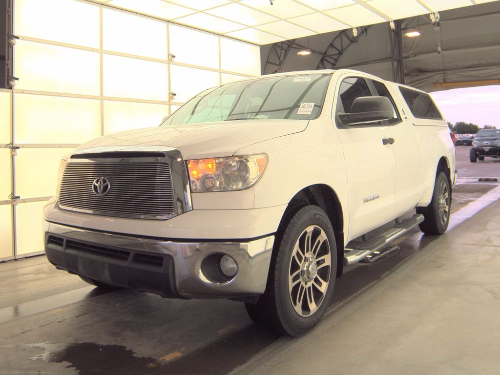 2013 Toyota Tundra photo