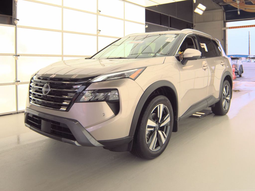 2025 Nissan Rogue SL photo