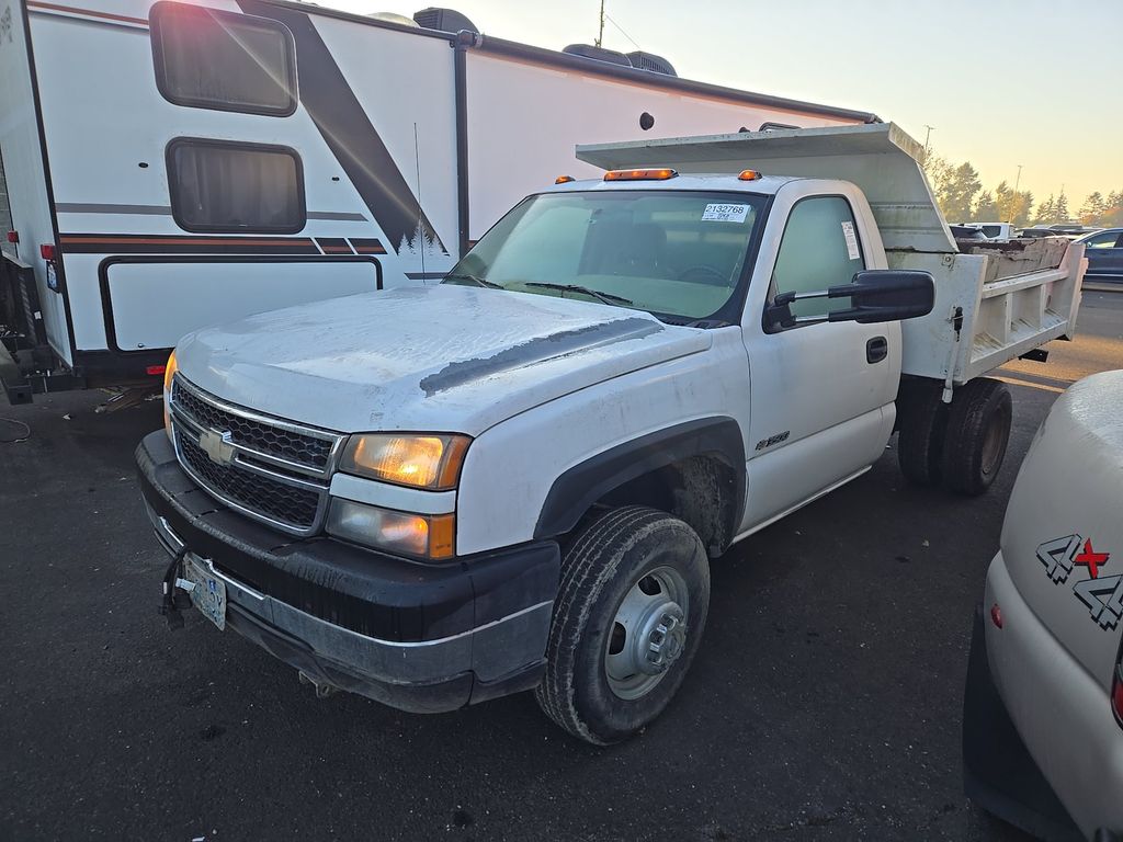 2006 Chevrolet 3500 WT photo
