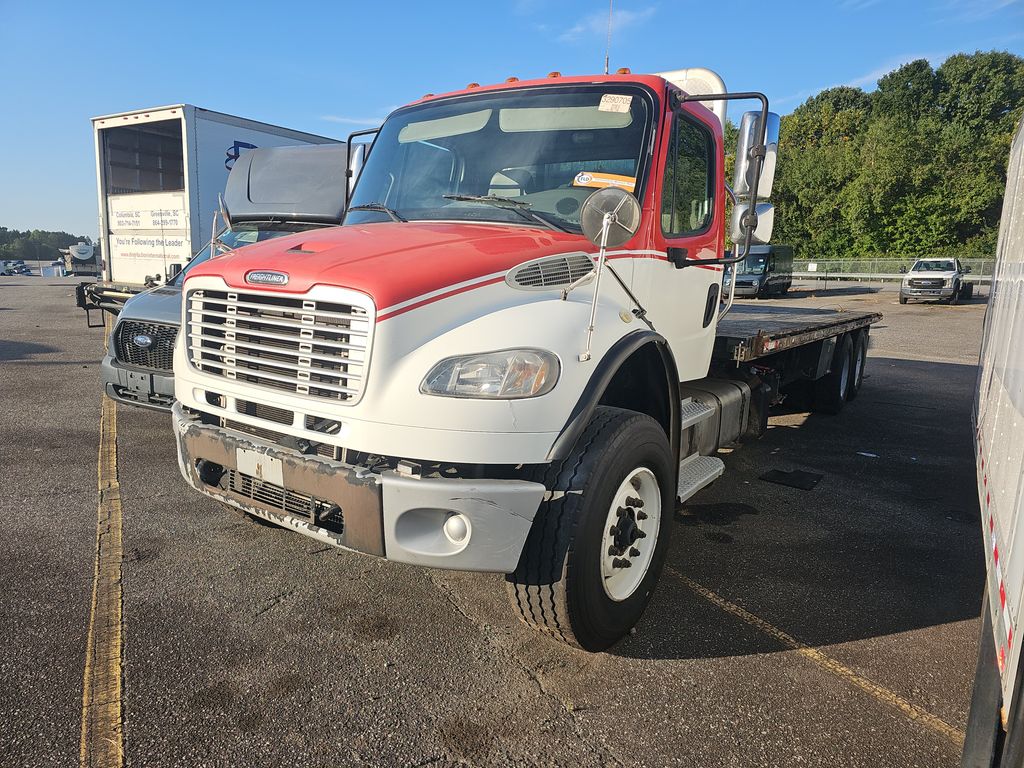 2015 Freightliner M2 photo