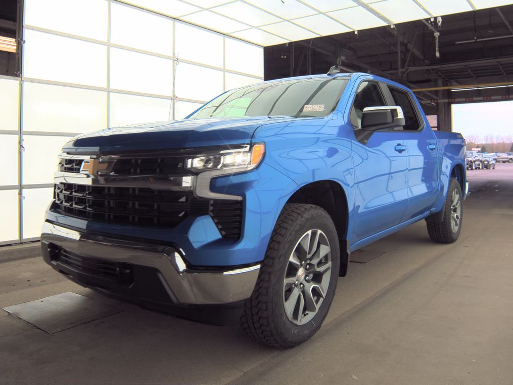2025 Chevrolet Silverado 1500 LT photo