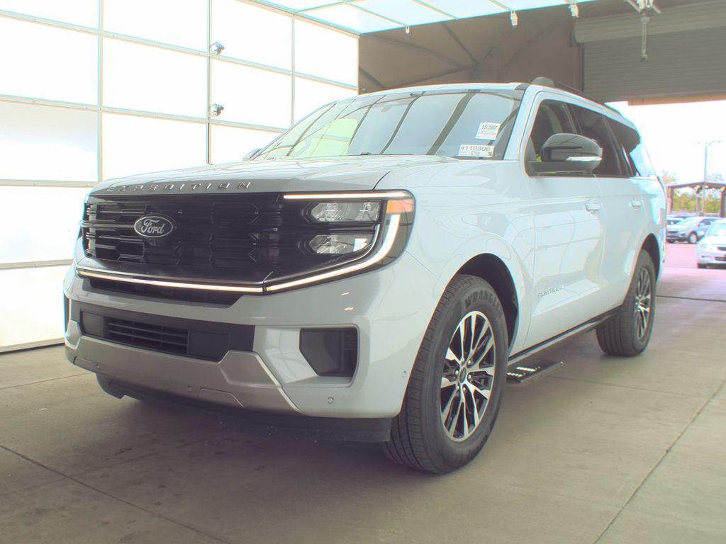 2025 Ford Expedition Platinum photo