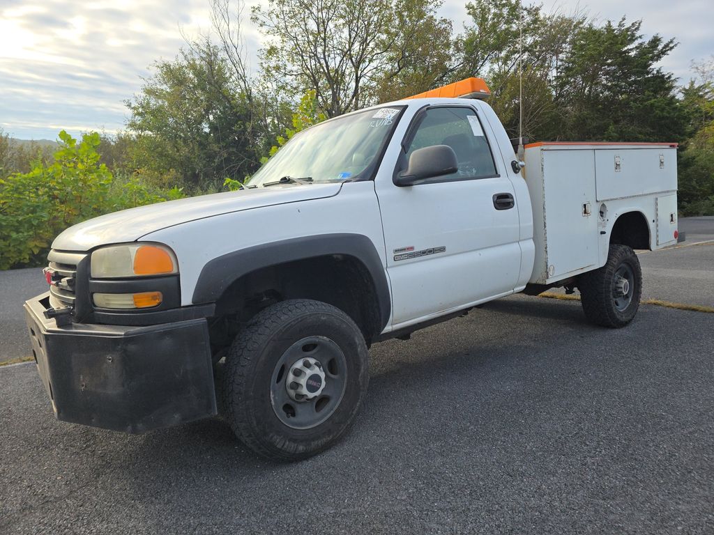 2005 GMC 2500HD Work Truck photo