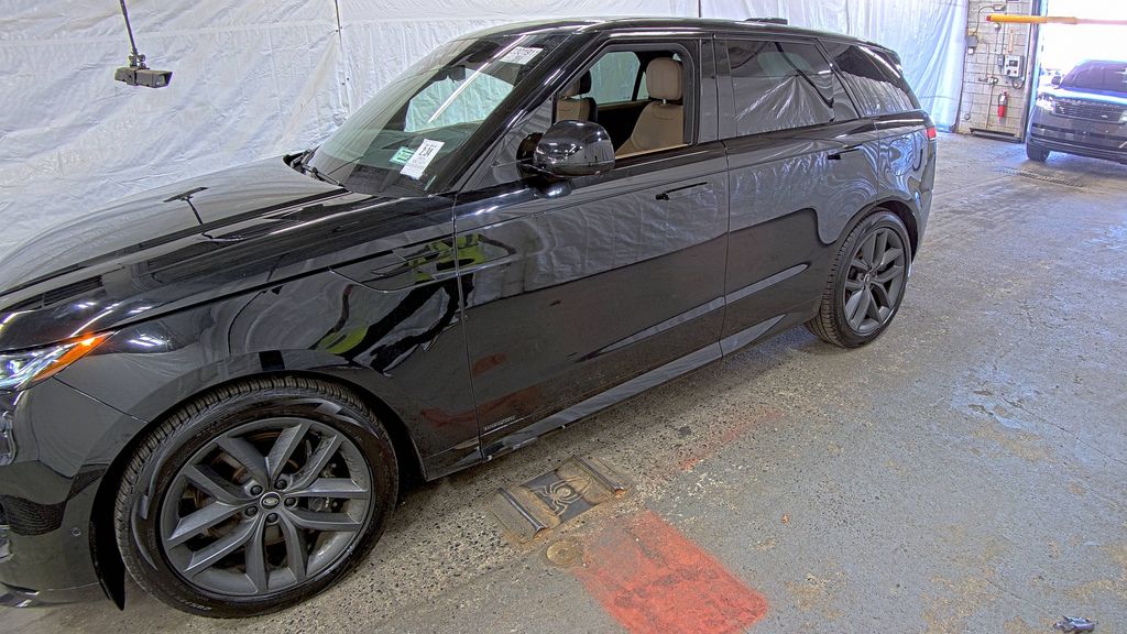 2025 Land Rover Range SPT Autobiogra photo