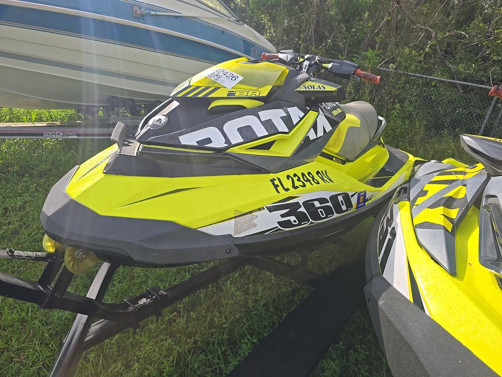 2018 Sea-Doo RXP X photo