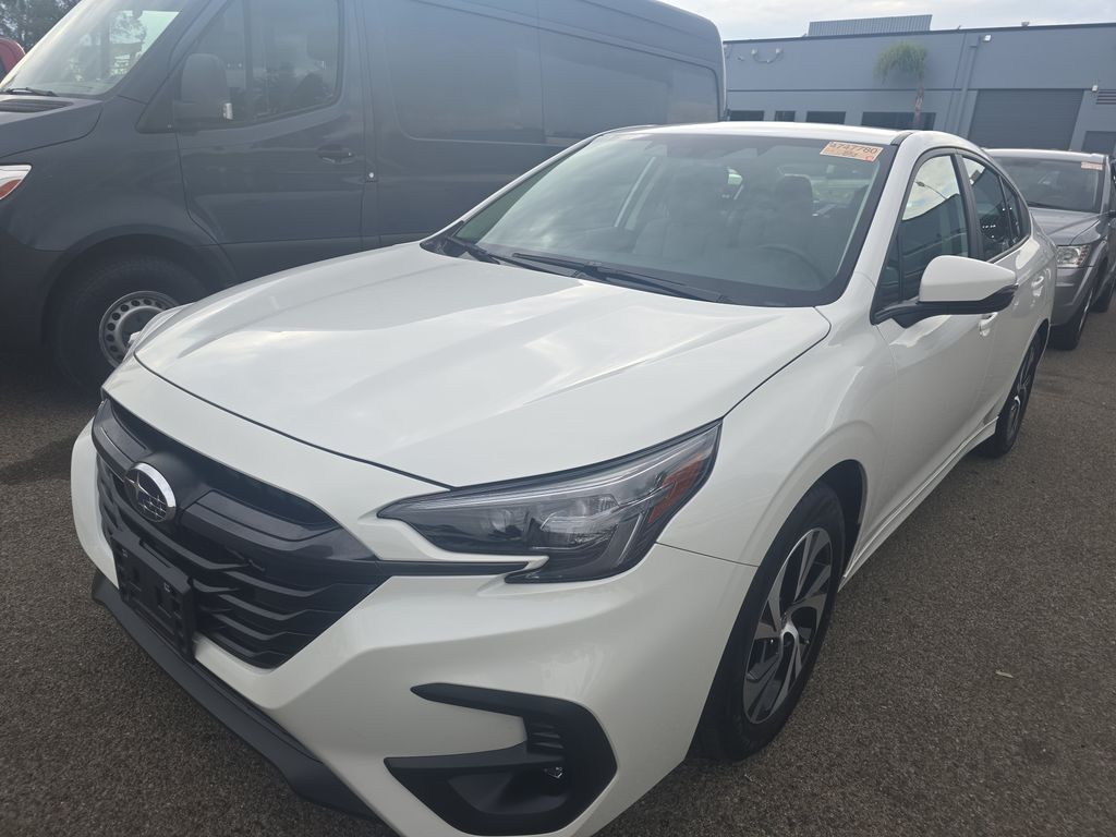 2025 Subaru Legacy Premium photo
