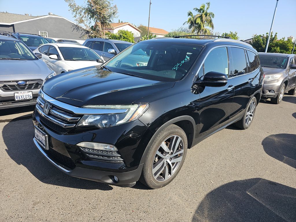 2017 Honda Pilot Touring photo