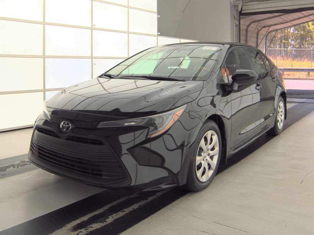 2026 Toyota Corolla LE photo
