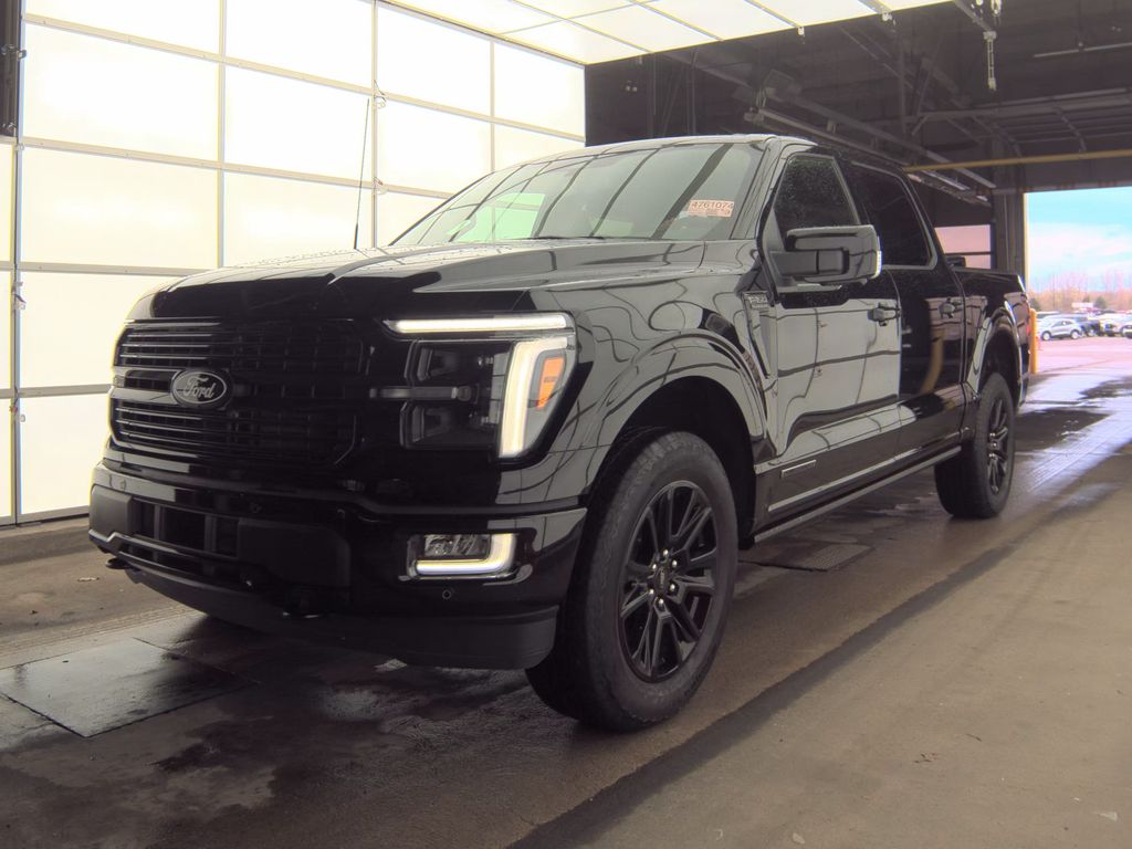 2025 Ford F-150 Platinum photo