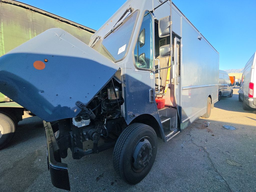 2020 Freightliner Chassis photo