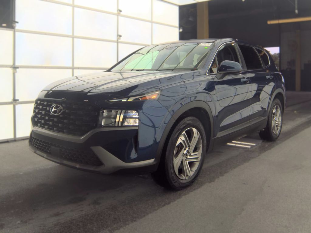 2021 Hyundai Santa Fe SE photo