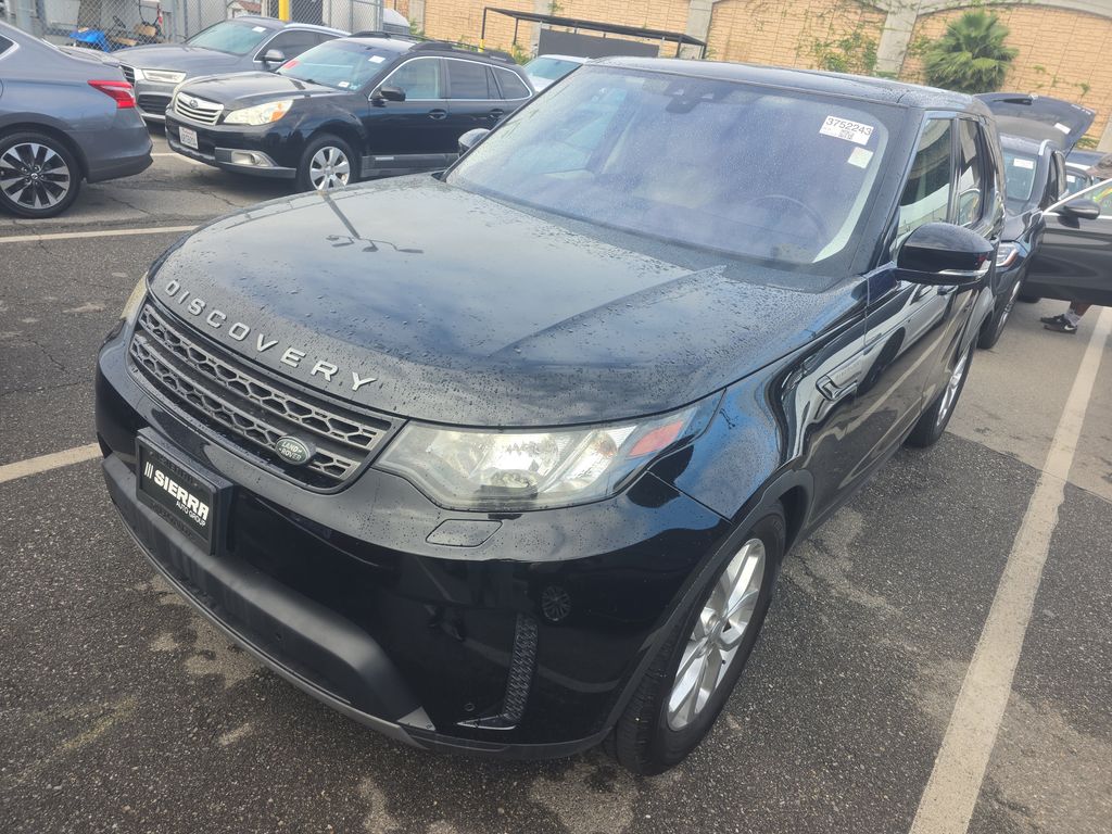 2018 Land Rover Discovery SE photo